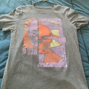 10 Years band 2022 concert Gray Graphic T-Shirt with Skull Design